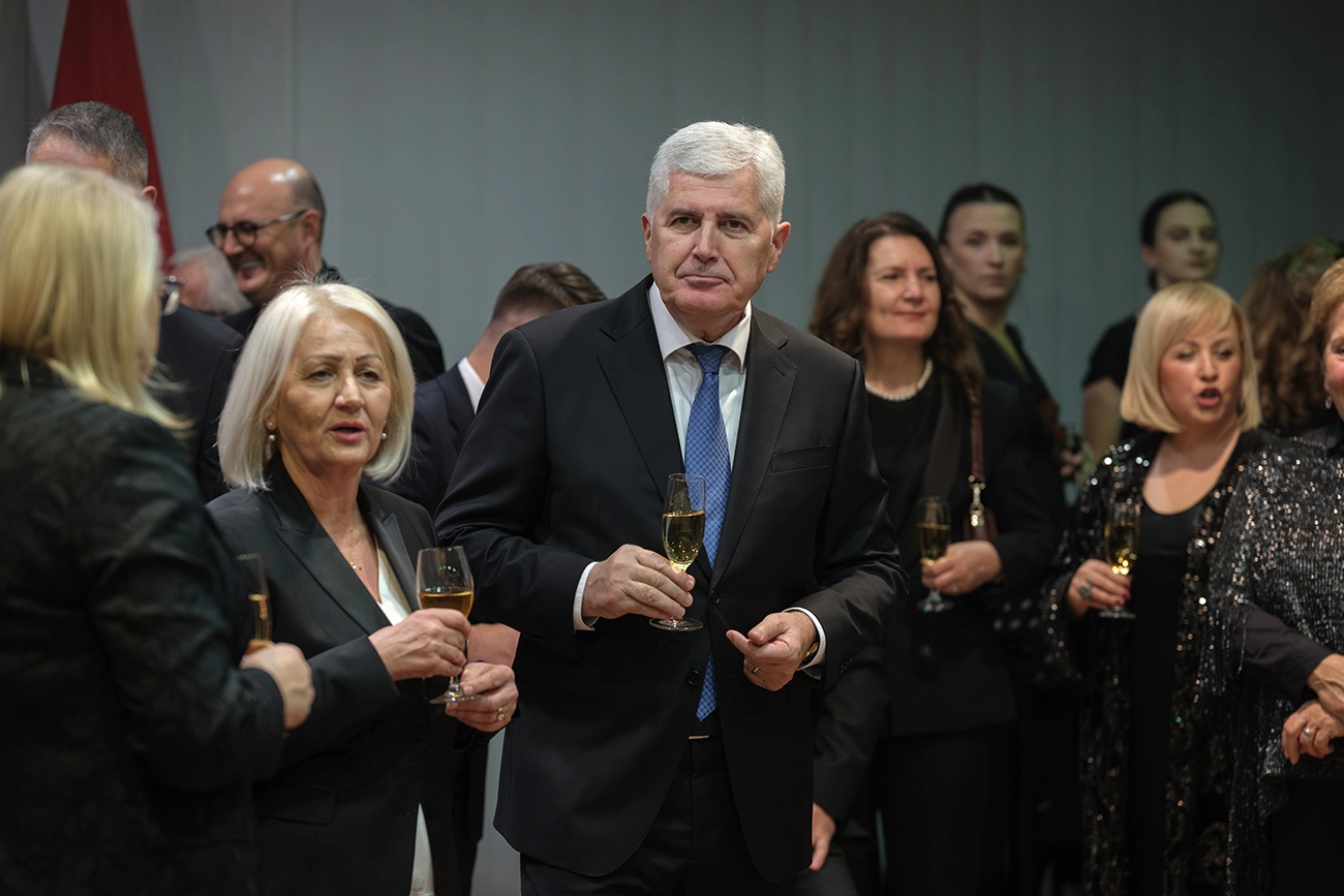 Dragan Covic Borjana Kristo (1)